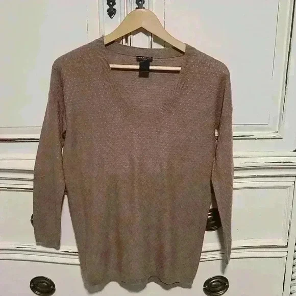 Ann taylor sweater - Picture 1 of 5